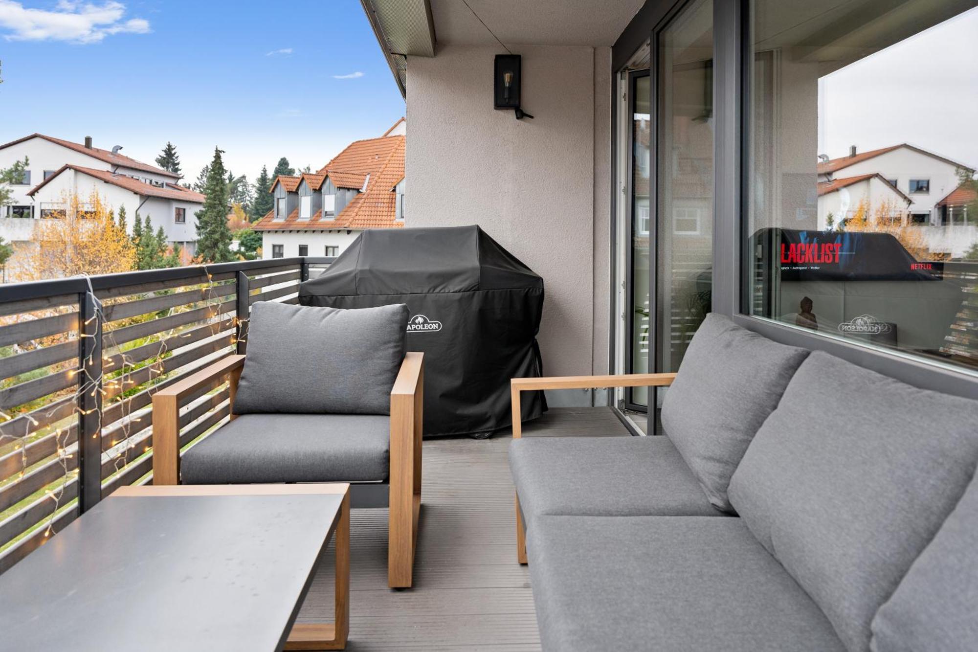 Modern Style Business Suite - Office - Kitchen - Balcony Herzogenaurach Exterior foto